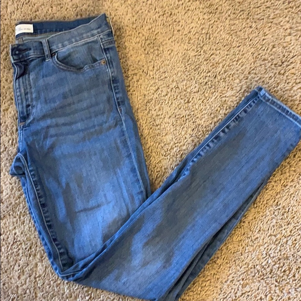 Gap True Skinny Jeans